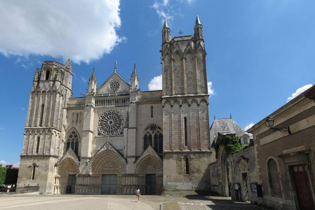 Le Petit Poitevin Poitiers Exterior foto